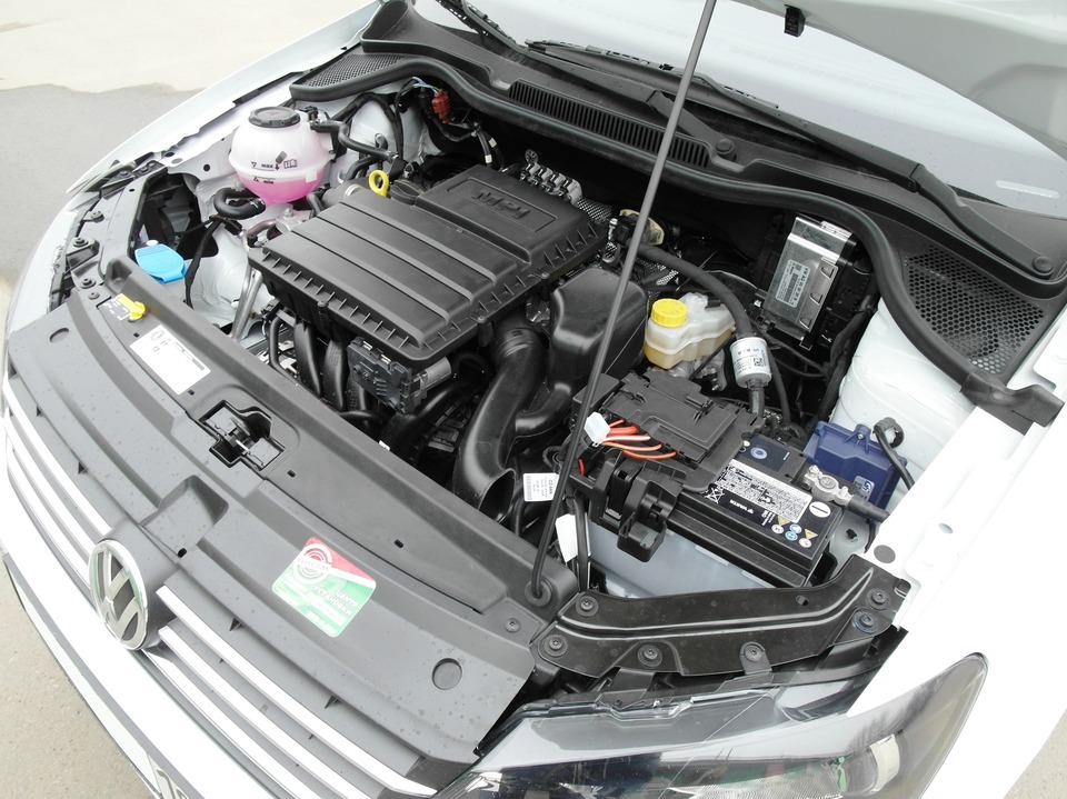 VW Терамонт 1.8 TSI 2017 правый патрубок радиатора охлаждения. VW Терамонт 1.8 TSI 2017 шланги радиатора охлаждения цена. VW Терамонт 1.8 TSI 2017 патрубки радиатора охлаждения цена. Cwva двигатель масло