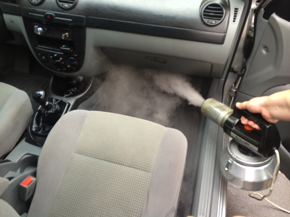 Что пахнет в машине? определяем неисправность по запаху