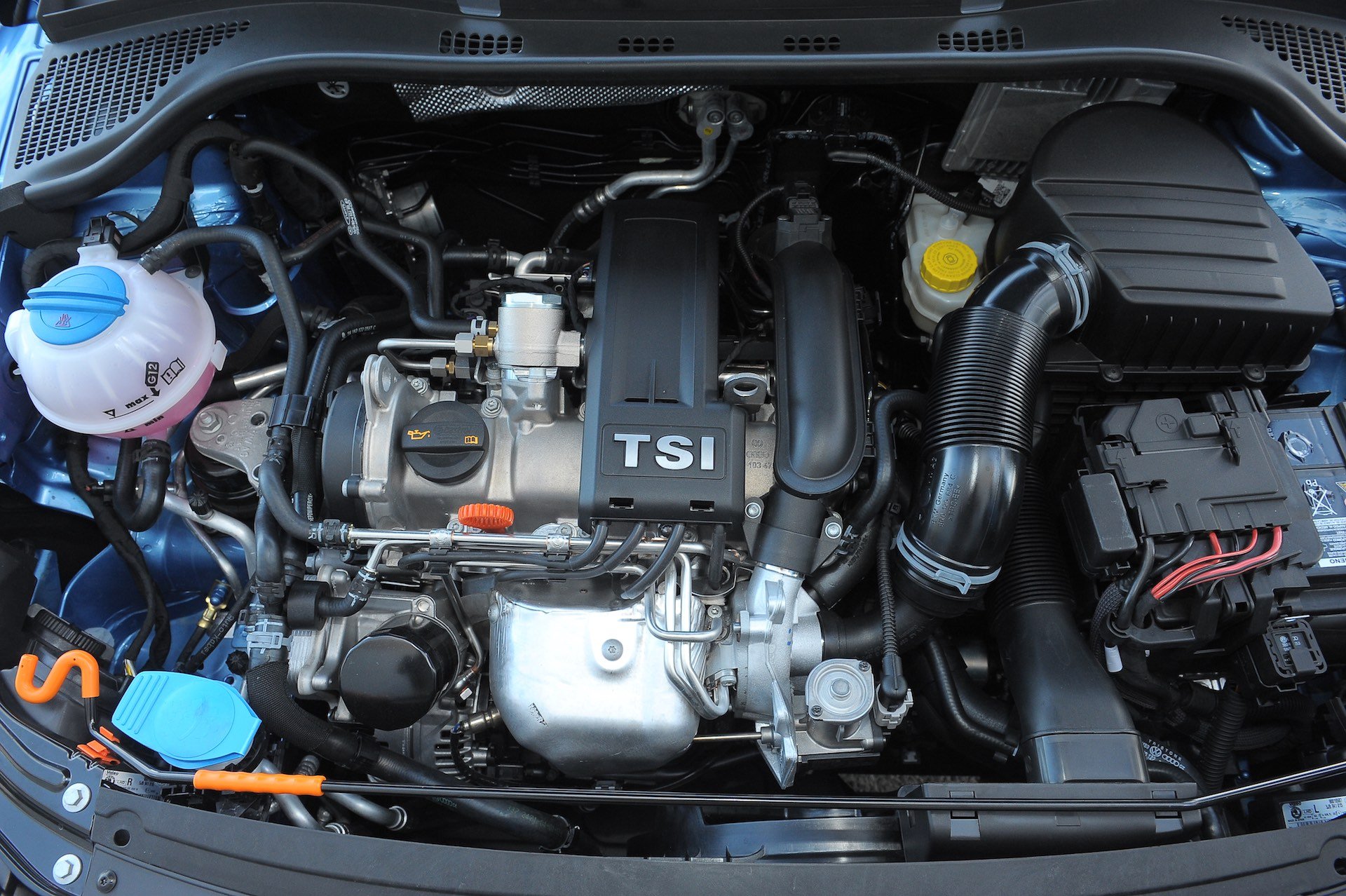 Volkswagen Caddy 1.2 TSI мотор