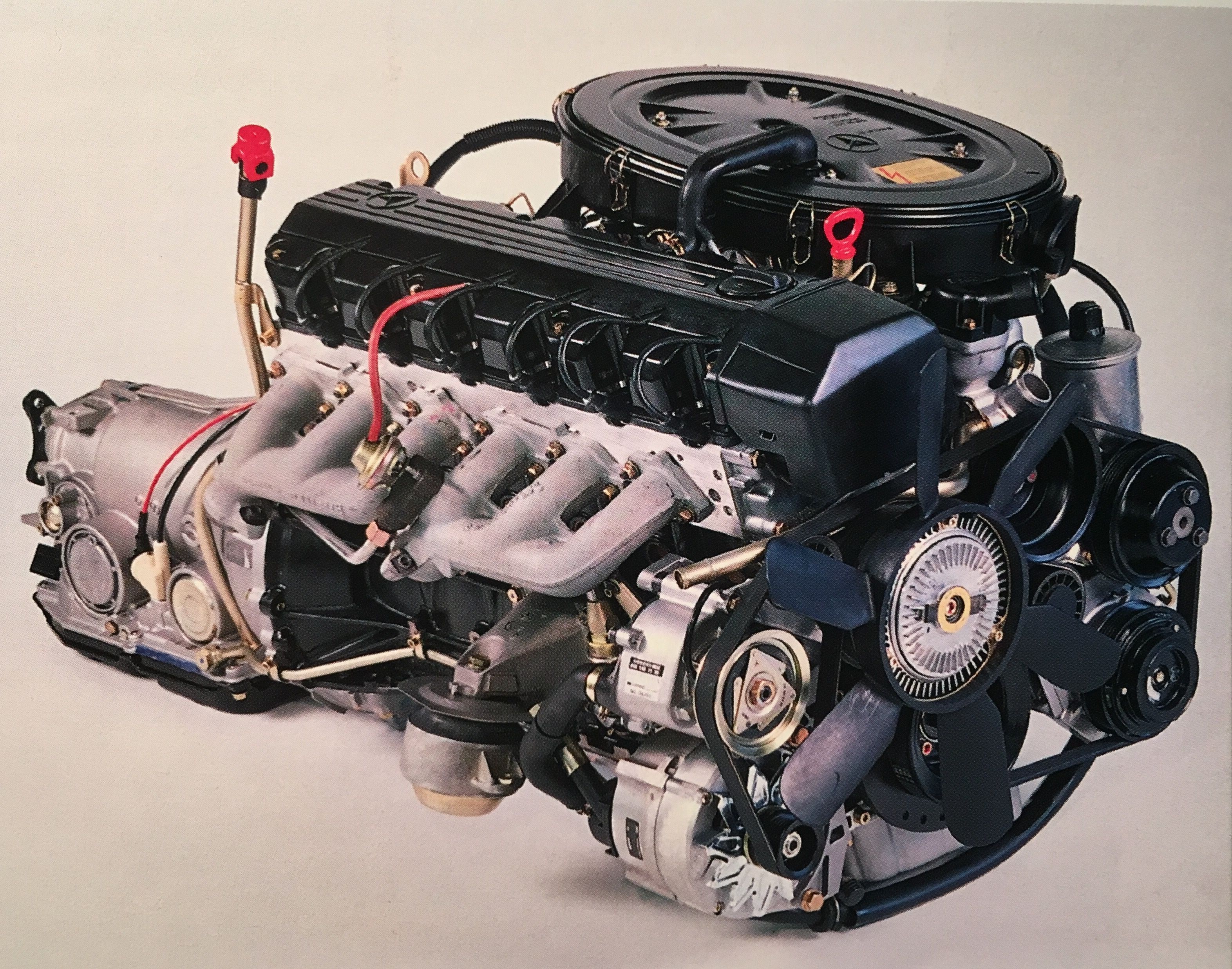 Годы выпуска двигателя Mercedes-Benz M104 4 представителя серии: 28, 30, 32 и 36 Какие системы впрыска устанавливались на этот двигатель Подробные технические характеристики