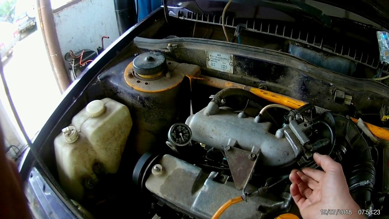 При нажатии на газ машина с карбюратором глохнет 🦈 avtoshark.com