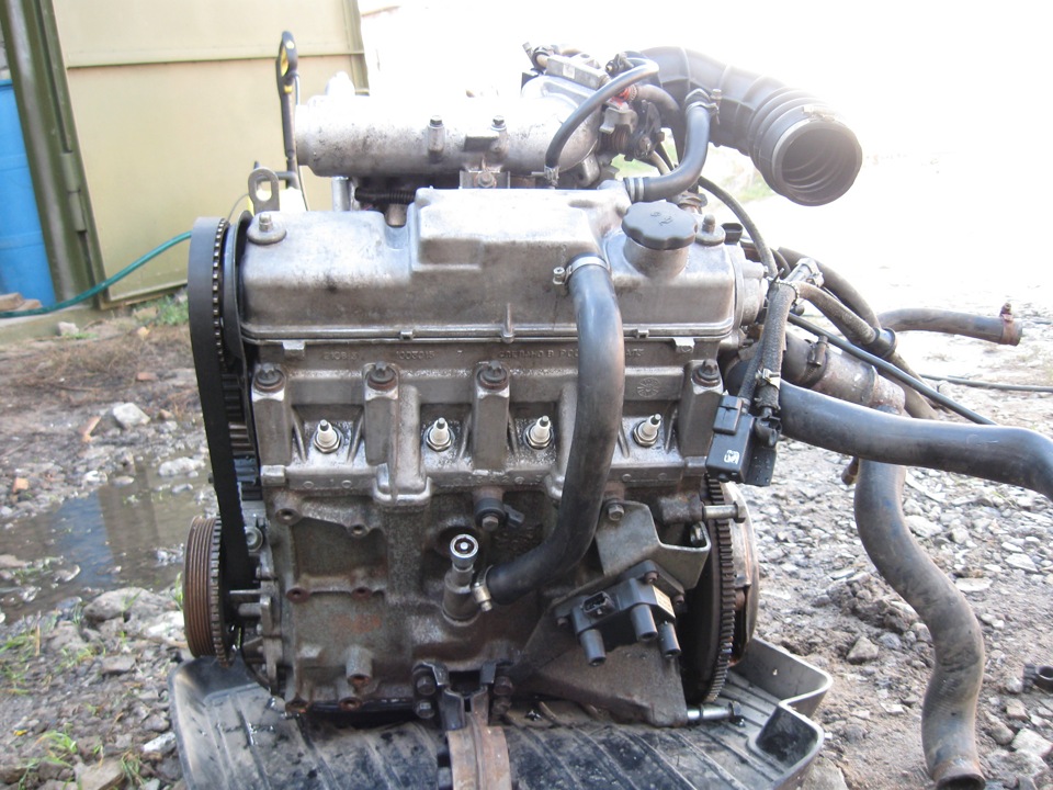 Двигатель 2111 купить. Двигатель 2111 1.5 8 клапанов инжектор. Двигатель 2111 1.5. Двигатель ВАЗ 2111 8 клапанов. ВАЗ 2111 двигатель 1.6.