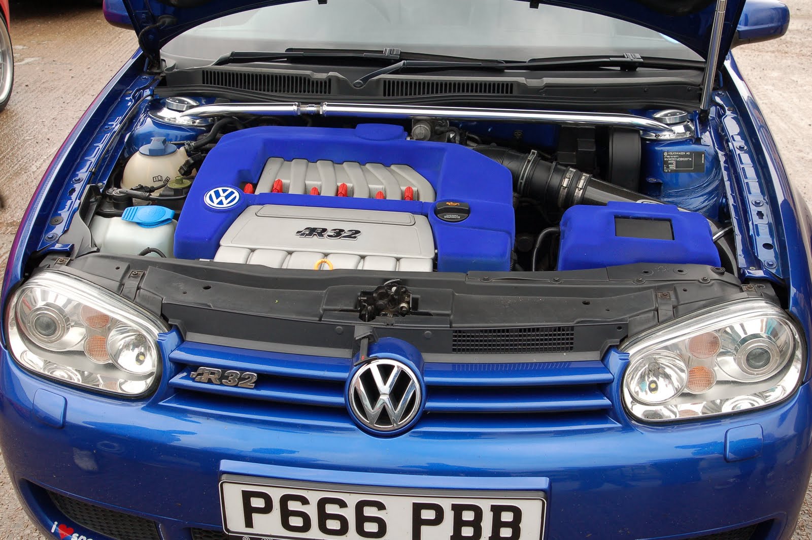 Volkswagen scirocco - характеристики, комплектации, фото, видео