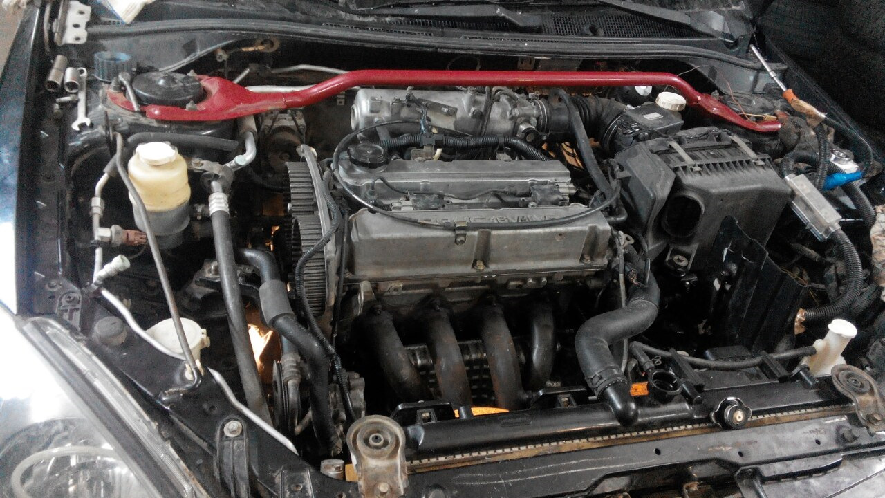 Первым двигателем в данном автомобиле стал двухлитровый силовой агрегат с индексом 6G71 Подробнее читайте в данной статье